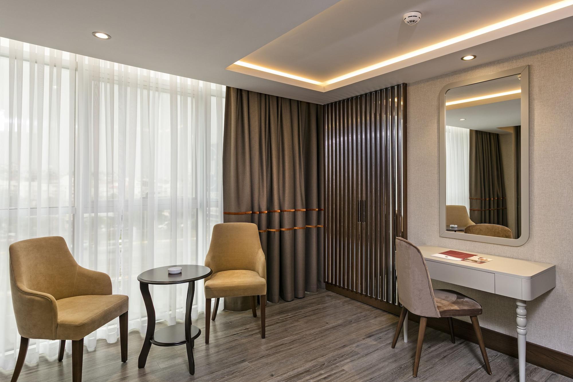 B Business Hotel & Spa Antalya Exterior photo